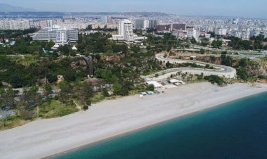 Koronavirüs: Yaz aylarında tatile gitmek riskli mi?