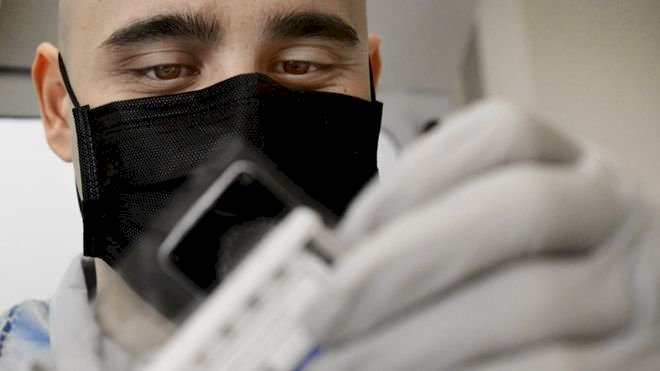 Koronavirüste ikinci dalga ne anlama geliyor, risk ne kadar büyük?