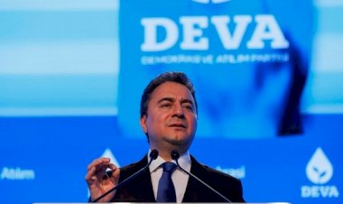 Ali Babacan'dan kur artışını böyle yorumladı: "Karşılıksız para basılıyor"