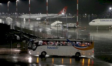 Türkiye, Arjantin'de mahsur kalan Ukraynalıları İstanbul'a getirdi