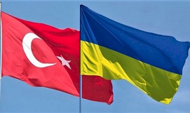 Zelenskiy dünya sahnesinde kesinlikle eşit bir oyuncu, Türkiye Ukrayna’nın stratejik ortağıdır.