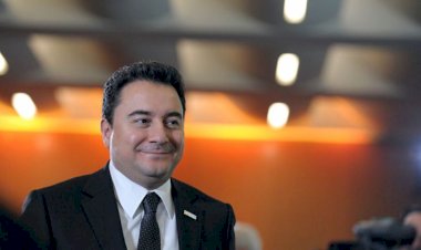 Babacan’ın “Tarikata üye misiniz?” sorusuna yanıtı
