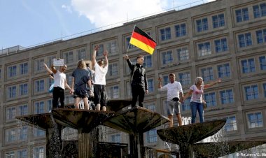 Alman hükümetinden korona protestolarına sert tepki