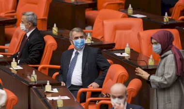 TBMM'de koronavirüs paniği: Temasta olanlar tespit edilecek