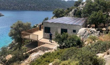 CHP Antalya İl Başkanı'ndan Vali'ye kaçak yapı ihbarı