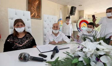 30 yıl sonra yeniden nikah kıydılar