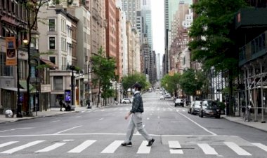 Koronavirüs: New York'taki yeni vakaların büyük bölümünü evde kalanların oluşturması ne anlama geliyor?