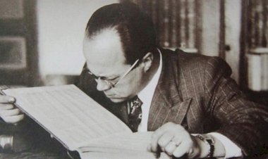 “Düşünce kıldan ince, kılıçtan keskin; kalabalıklar geçemez üzerinden.”