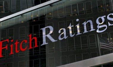 Fitch, HalkBank’ın notunu, üç bankanın görünümünü düşürdü