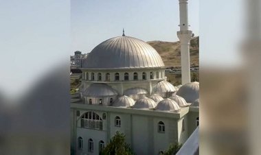 İzmir’de camilerden Çav Bella marşı çalındı