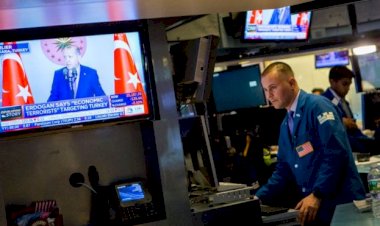 Dolar/TL: BDDK'nın getirdiği swap kısıtlaması Türk Lirası işlem yapmak isteyen yabancı kurumları nasıl etkiliyor?