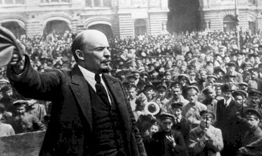 Jirinovskiy'den Lenin'in mumyasını satma önerisi