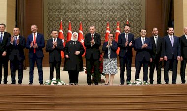 Avrasya Araştırma Başkanı kimin için kulis yapıyor?
