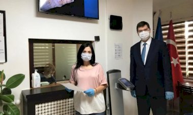 UKRAYNA’NIN ANKARA BÜYÜKELÇİLİĞİ KONSOLOSLUK FAALİYETLERİNE DEVAM EDİYOR