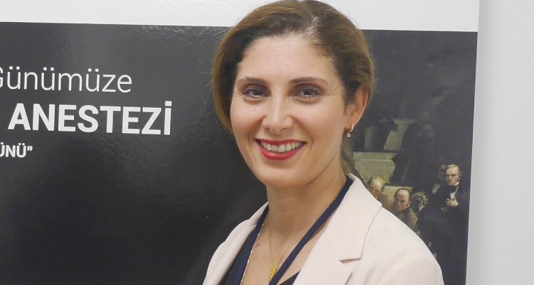 Salgında Ön Sırada Çarpışan Kahramanlardan Anesteziyoloji ve Reanimasyon Uzmanları için İade-i İtibar Zamanı