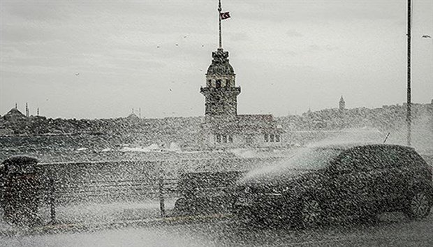 İSTANBUL’DA YAĞIŞLI HAVA BEKLENİYOR
