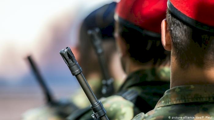 Alman Askeri İstihbaratı'ndan radikalleşme uyarısı