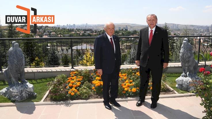 Duvar Arkası: Hamle neden Erdoğan'dan değil de Bahçeli'den geldi?