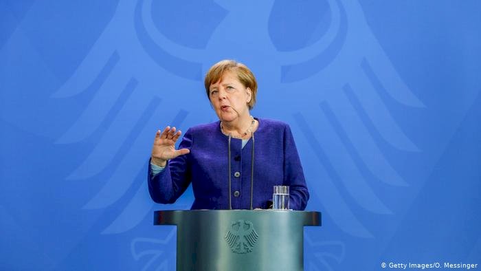 Merkel korona tedbirlerini anayasa ile savundu