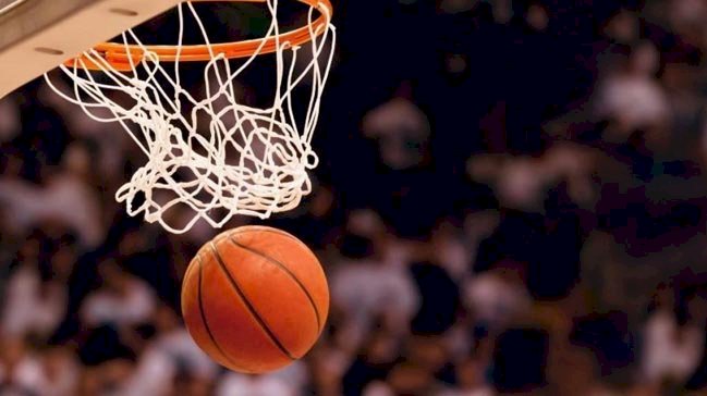Sezona Sığmayan Sevgi, Basketbol