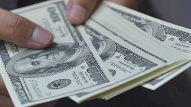 Döviz ve altın işlemlerinde vergi oranı binde 2'den yüzde 1'e çıkarıldı