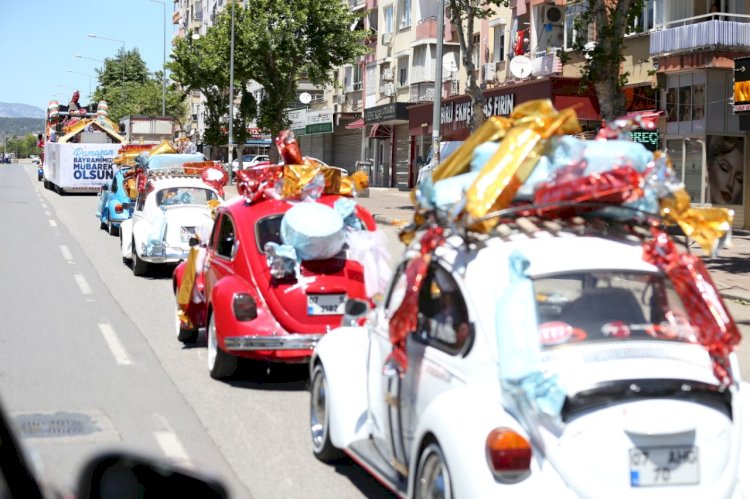 Kepez’de şeker gibi bayram sokaklara taştı