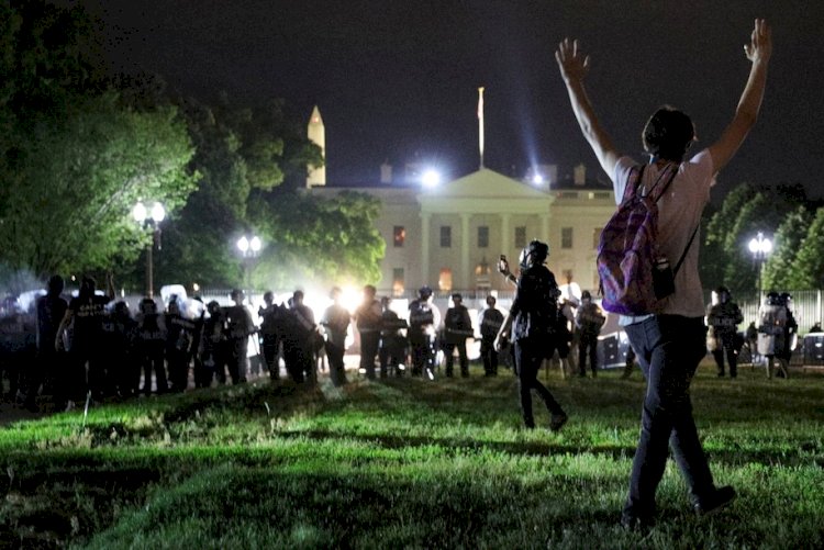 D.C. mayor spars with Trump over city police response to White House demonstrations, as tension sees a second day