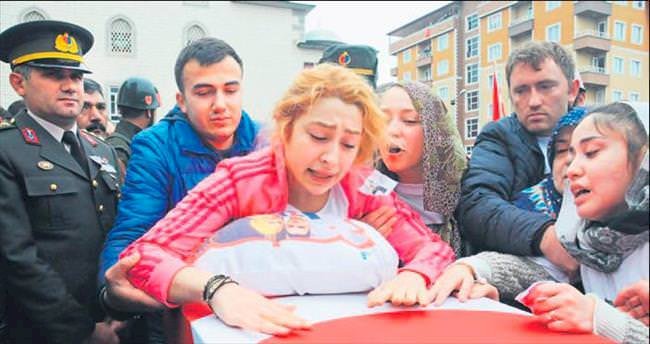 Şehit Uzman Çavuş "Bomba" Diye Bağırıp Onlarca Kişiyi Kurtarmış!