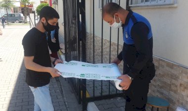 EDREMİT BELEDİYESİ SECCADE DAĞITTI