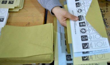Kemal Özkiraz: Erdoğan yüzde 39, HDP kilit parti