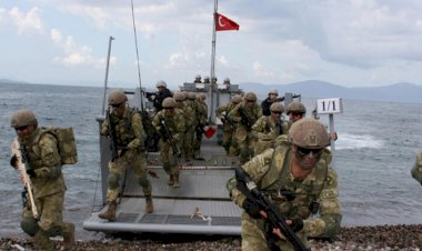 MSB paylaştı! Ege ve Akdeniz'de gövde gösterisi