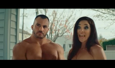 Yeni Zelanda’dan Tartışmalı Kamu Spotu: Porno Yıldızları Aileleri Uyarıyor