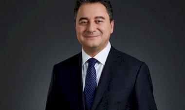 BABACAN: “Başkanlık sistemi geldiği günden beri Türkiye kan kaybediyor!”