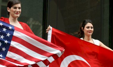 Türk halkı yeniden Batı'ya mı dönüyor