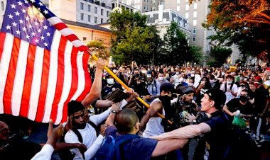 Amerikalıların yüzde 54'ü ülkedeki polis şiddeti karşıtı protestoları onaylıyor