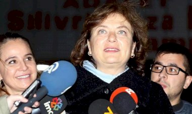 Dilek Dündar hakkında yakalama kararı çıkarıldı