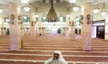 Hac için henüz karar vermeyen Suudi Arabistan yasakları kaldırıyor
