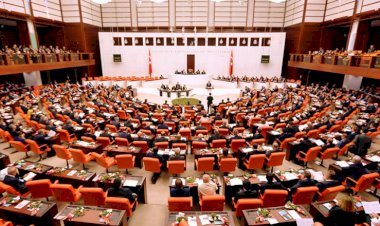 AKP, 95 milletvekilinin dokunulmazlığının kaldırılması için harekete geçti