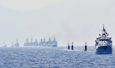 Rumlar paniğe kapıldı... Türkiye'ye karşı donanma kurma çağrısı!