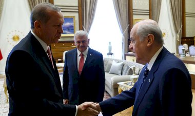 "24 saat geçmeden Meclis'e geldi ve..." Binali Yıldırım'ın vazgeçtiği an