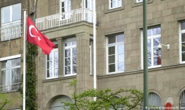 Düsseldorf Başkonsolosluğu koronavirüs nedeniyle kapatıldı