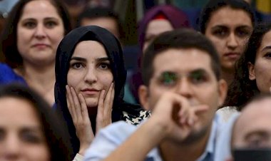 Salgın nedeniyle işbaşı yaptırılmayan 20 bin öğretmenin bekleyişinde mutlu son