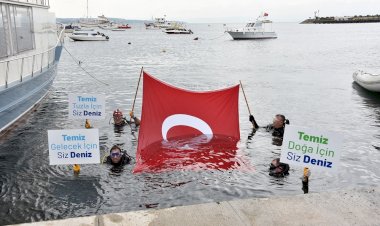 Tuzlalı gençler, su altı temizliği için dalış yaptı