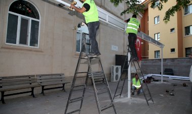 Gölbaşı Belediyesi camileri onarıyor…