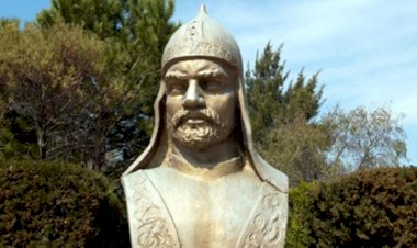 Çakabey medanının adı değişti Konak Pier oldu