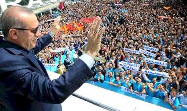 Anket şirketi genel müdürü "AKP düşüşte" dedi ve nedenini böyle açıkladı