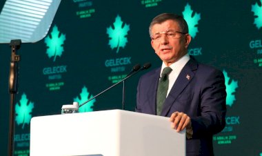 Ahmet Davutoğlu, Erdoğan'a karşı ilk kez bu kadar sert konuştu