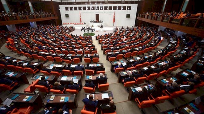 Erdoğan Ankara'da yoğun mesaiye başlıyor