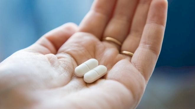 Ibuprofen: İngiltere'de koronavirüs tedavisinde denenen ilaç