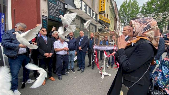 Köln'deki "Küçük İstanbul" saldırısı nedeniyle anma töreni düzenlendi
